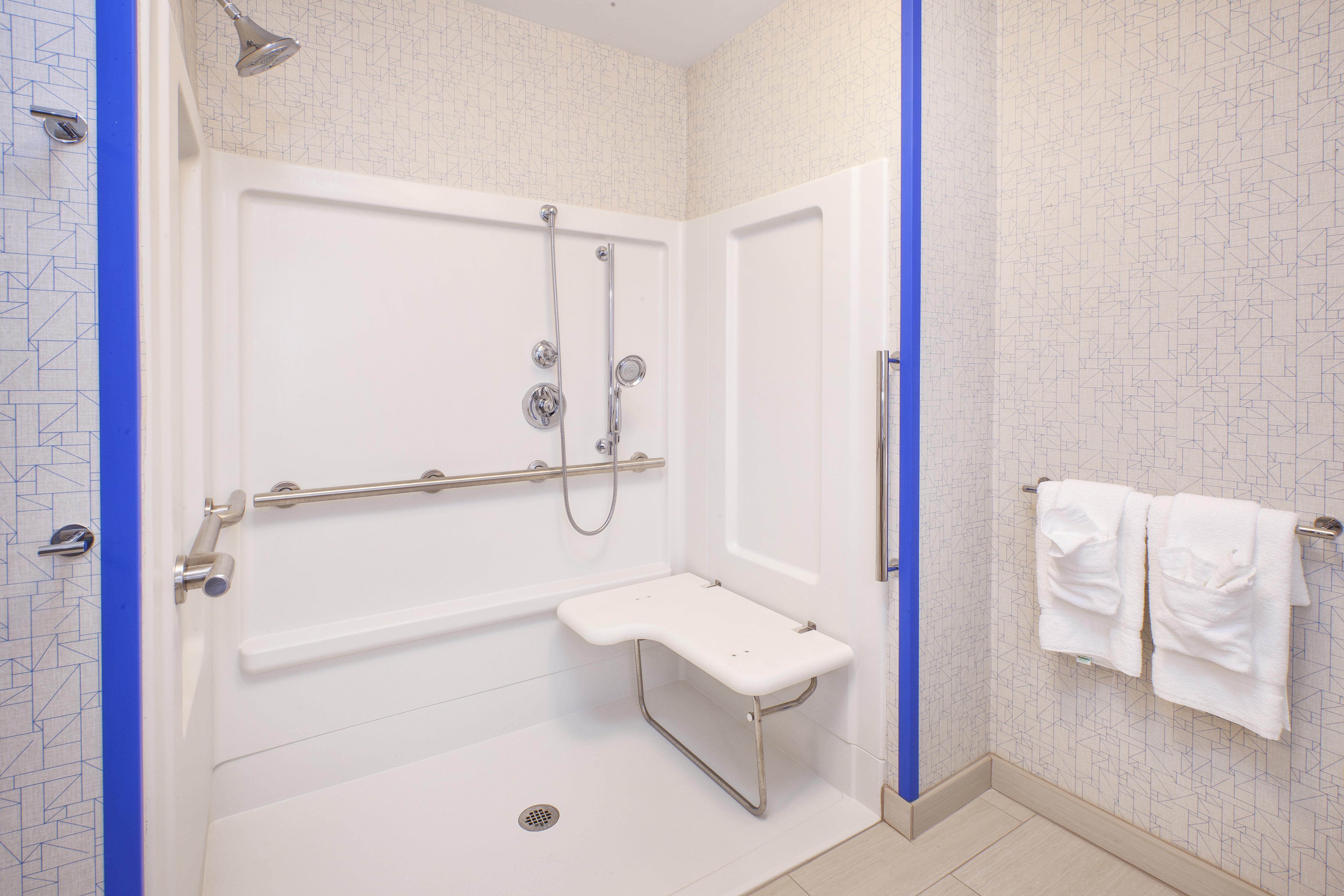 Holiday Inn Express & Suites New Castle By Ihg Bagian luar foto