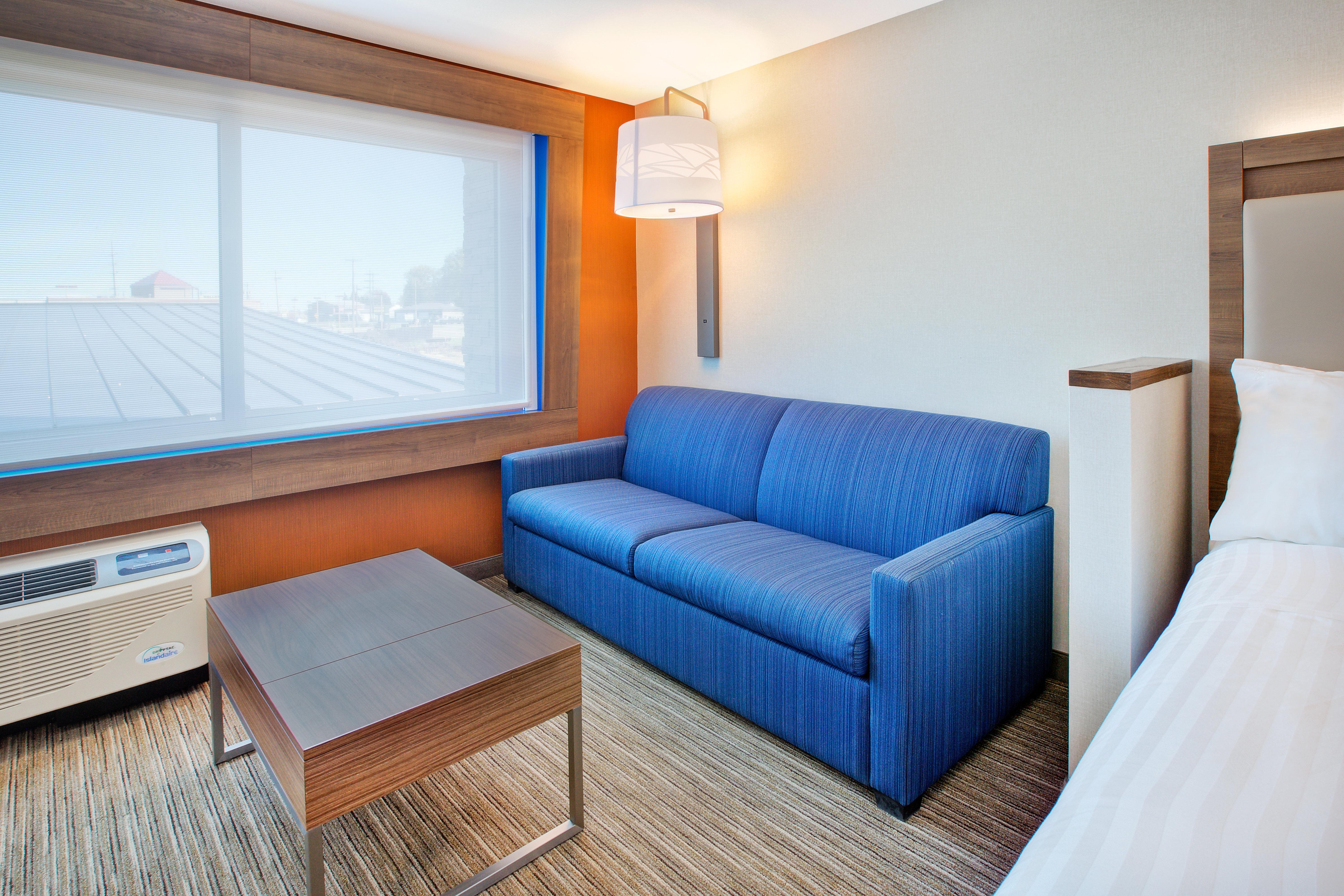 Holiday Inn Express & Suites New Castle By Ihg Bagian luar foto